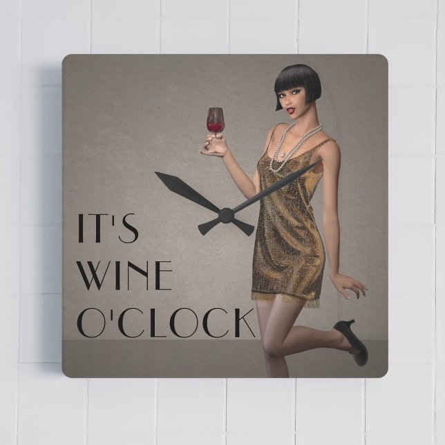 Party Flapper Girl It's Wine O'Clock Wall Clock Quadratische Wanduhr (It's always wine o'clock! A fun flapper girl ready to party!)