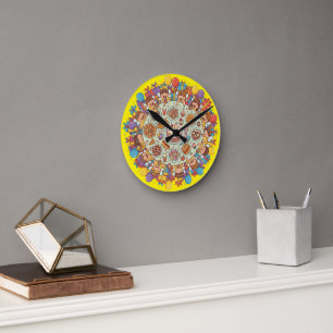 Party für Kinder mit gelbem Gewand Runde Wanduhr