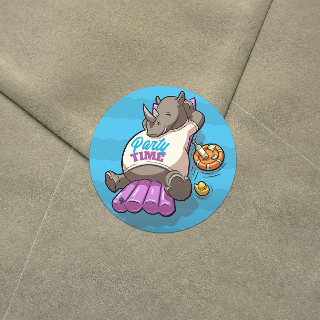 Party Time Funny Rhino Aufblasbarer Cartoon Runder Aufkleber (Von Creator hochgeladen)