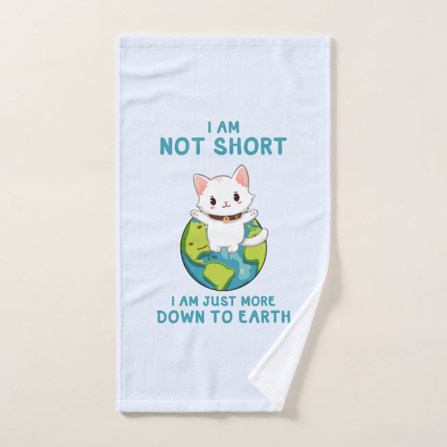 Pas court, juste vers la terre - Humour de chat (Serviette à main)