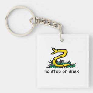 Pas de pas sur les mèmes de snek parodie de Gadsde