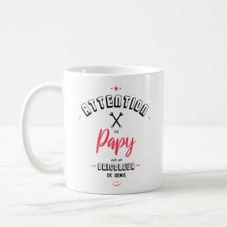 Pass auf, dieser Opa ist ein Genie-Bastler. Kaffeetasse