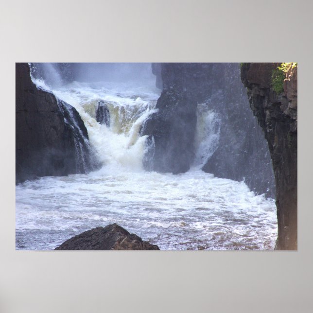 Passaiisches Wasserfall-Poster Poster (Vorne)