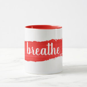 PASSER Le Texte Sur La Mug De Peinture Rouge