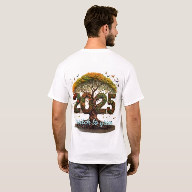 Passez au T-shirt vert. (Dos entier)