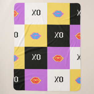 Passionierte Lips & XO Muster Sherpadecke