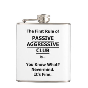 Passiver aggressiver Club Flachmann