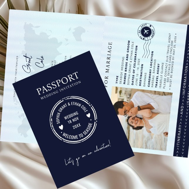 Passport Destination Wedding Blue invitation (Créateur téléchargé)