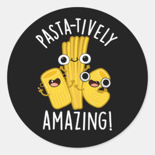 Pasta-Phantastische Funny Pasta Pun Dark BG Runder Aufkleber