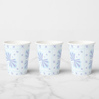 Pastel Blue Geometric Floral Repeat Pattern Pappbecher