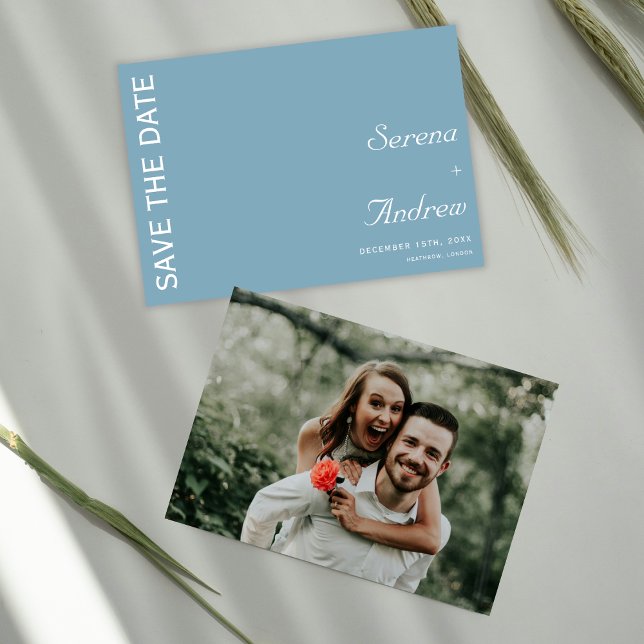 Pastel Blue Minimalistisch Schlicht Chic Künstleri Einladung (Von Creator hochgeladen)