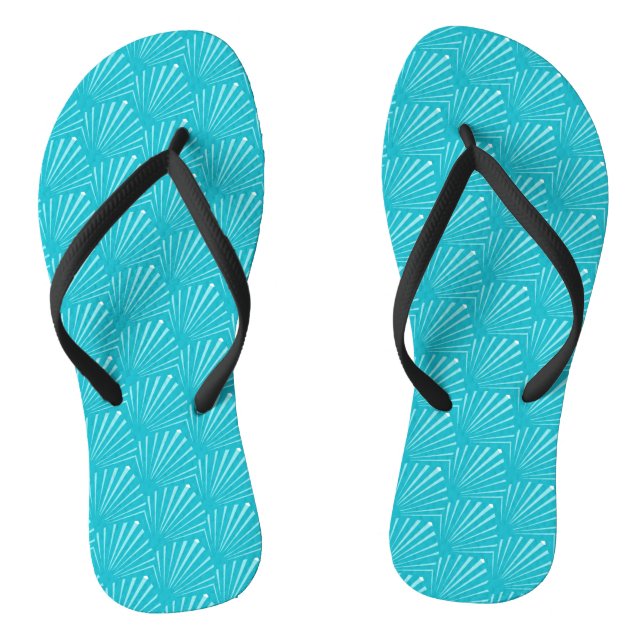 Pastel Blue Seashell Silhouette Diagonal Lines Flip Flops (Fußbett)