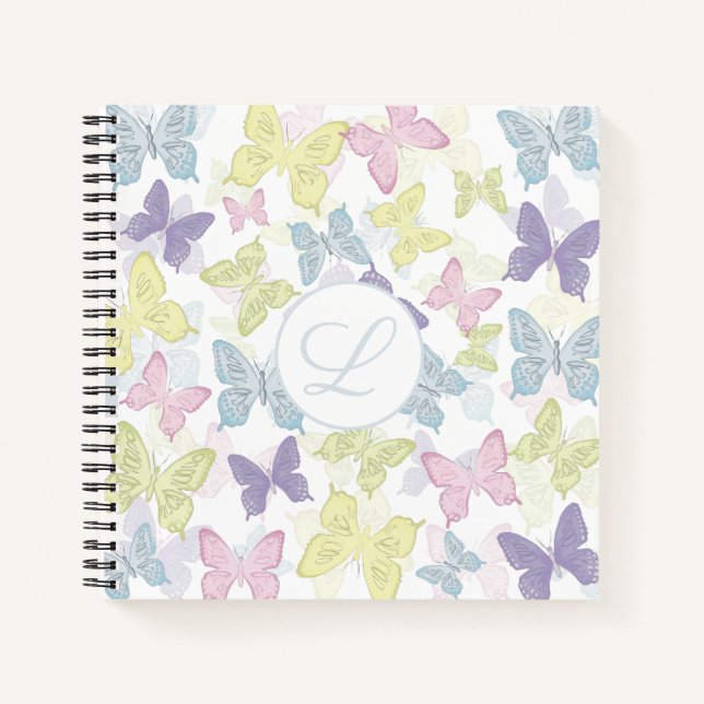 Pastel Butterflies 8.5" x 8.5" SpiralNotebook Notizbuch (Vorderseite)