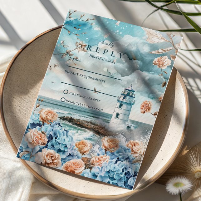 Pastel Coastal Lighthouse Ocean Wedding RSVP Karte (Von Creator hochgeladen)