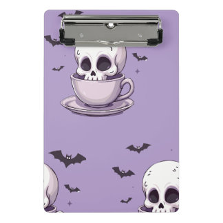 Pastel-Goth-Schädel in Teetasse Mini Klemmbrett