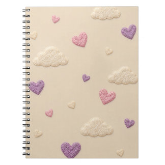 Pastel-Häkelherzen und flauschige Wolken Muster Notizblock