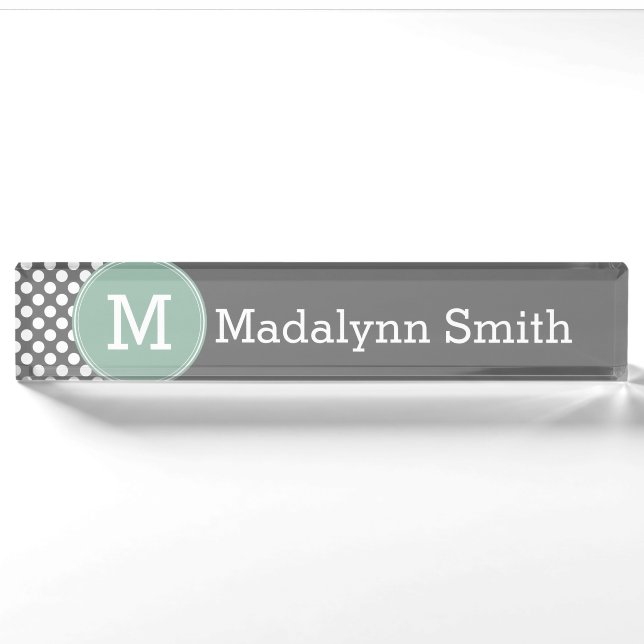 Pastel Mint & Gray Polka Dots mit benutzerdefinier Namensplakette (Vorderseite)