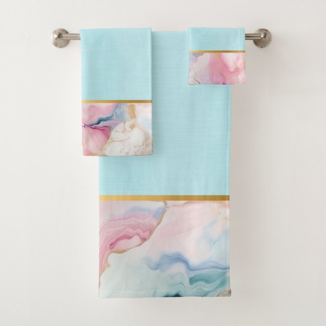 PASTEL OCEAN MARBLE GOLD BADEZIMMER TOWEL SET (Insitu)