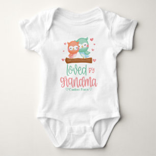 Pastel Owls   Von Oma geliebt - Grandchild Gift Baby Strampler