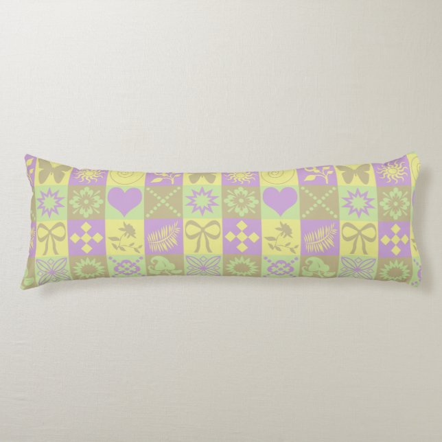 Pastel Patchwork Motif Muster Seitenschläferkissen (Vorderseite)