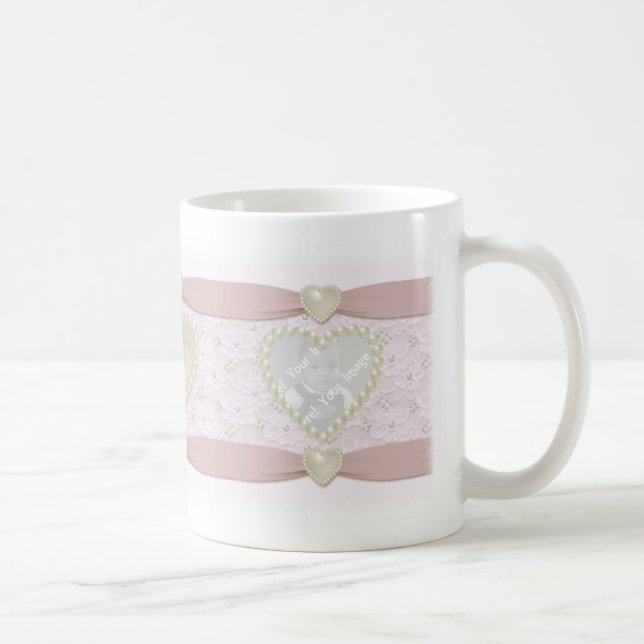 Pastel Pink Lace Pearl Baby Foto Tasse (Rechts)