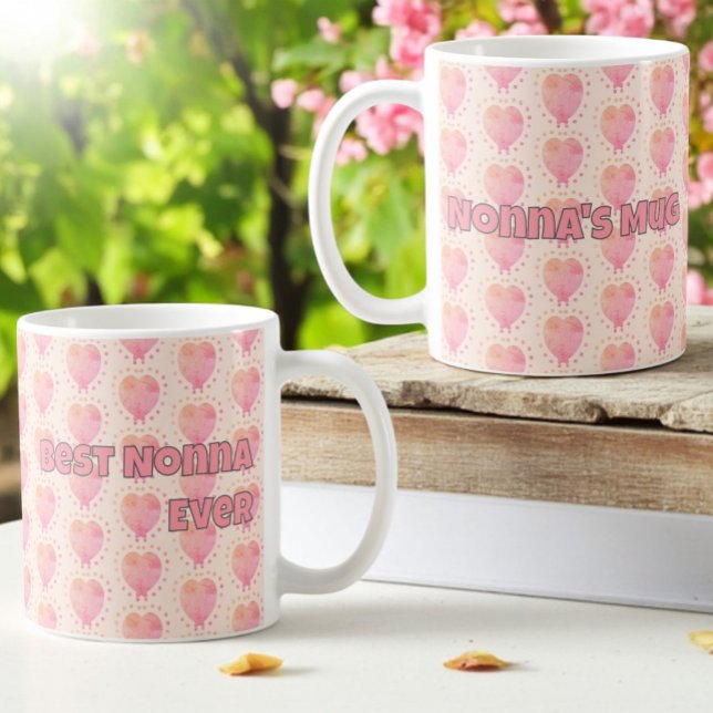 Pastel Polka Dot Umrundetes Herzmuster Kaffeetasse (Template text on both sides of the mug handle)