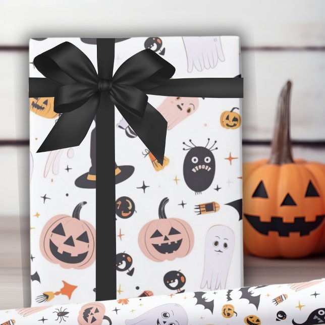 Pastel Pumpkin und Halloween-Kreaturen Geschenkpapier (Pastel Pumpkin And Whimsical Halloween Creatures Wrapping Paper)