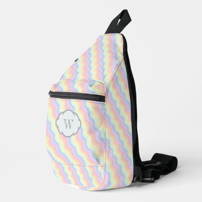 Pastel Rainbow Waves Crossbody Bag (Rechte Ecke)