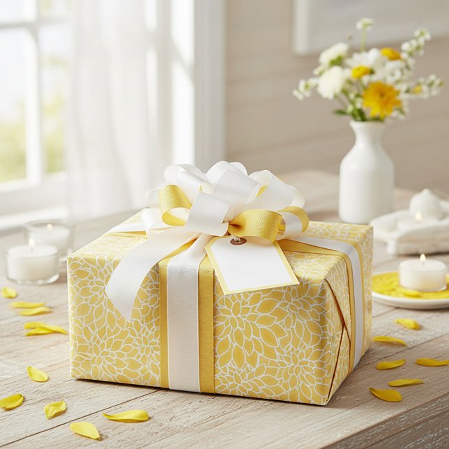 Pastelgelbe Dahlien Geschenkpapier (Von Creator hochgeladen)