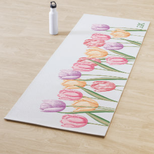 Pastell-Aquarell-Tulpenblumen und Ihre Initialen Yogamatte