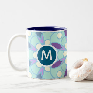 Pastell-Blumen-Mandala-Monogramm-Buchstaben-Design Zweifarbige Tasse