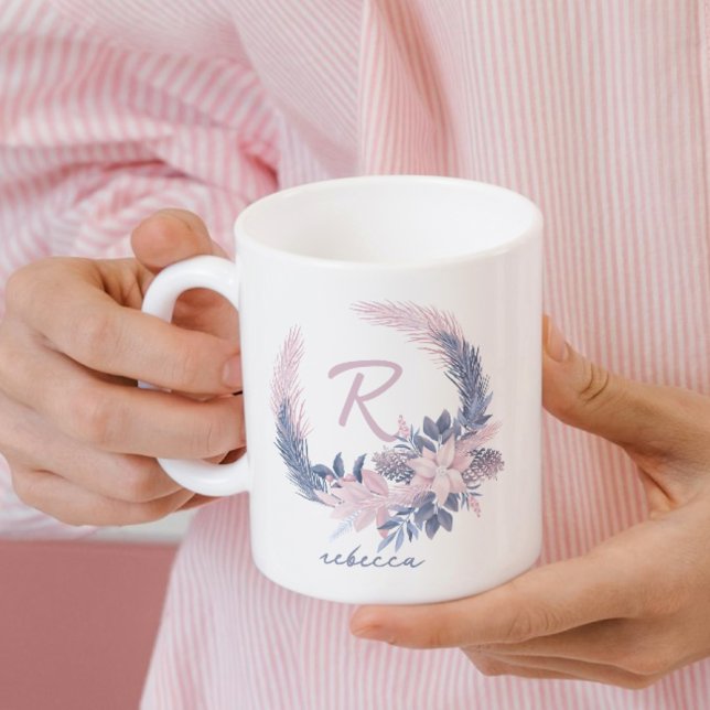 Pastell Floral Monogram Winter Tasse Individuelle  (Von Creator hochgeladen)