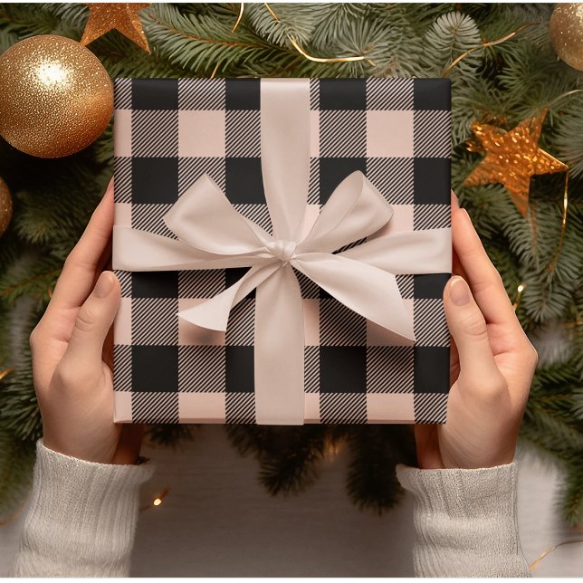 Pastell Pink Kariertes Weihnachtswackelpapier Geschenkpapier (Von Creator hochgeladen)
