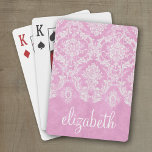 Pastell Pink Vintag Damask Muster grungy Finish Spielkarten<br><div class="desc">Ein Vintages Muster mit einer Tafel und Spitzen-Design. Schau genau auf die Blume und Blätter. Ein trendiges Design mit Juwelenfarben und Eleganz. Elemente können leichter angepasst werden, wenn Sie zuerst alle Foto und Texte ersetzen. Wenn Ihre Kunst noch angepasst werden muss, klicken Sie auf die Schaltfläche Diese anpassen. Das bringt...</div>