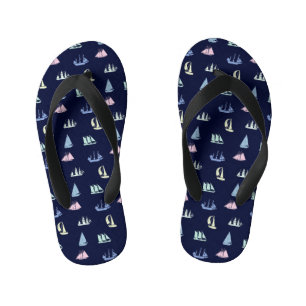 Pastell-Segelmuster auf Mitternachtsblau Kinderbadesandalen