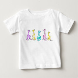 Pastellbaby-Giraffen in einem Reihen-Baby-T - Baby T-shirt