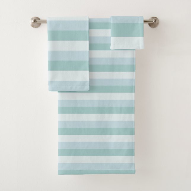 Pastellblau gestreift Moderne elegante Vorlage Badhandtuch Set (Insitu)