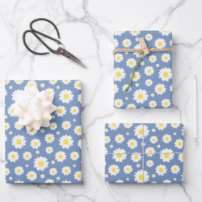 Pastellblau mit gelbem weißem Daisy-Blume-Muster Geschenkpapier Set (Vorderseite)