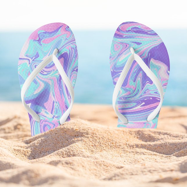 Pastellblau und Lila Marmor Flüssige Textur Flip Flops (Von Creator hochgeladen)