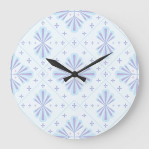Pastellblaue geometrische Blumenwiederholung Große Wanduhr