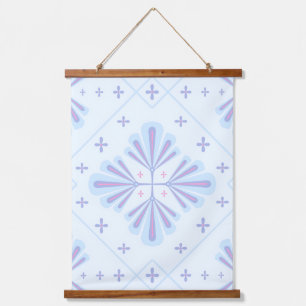 Pastellblaue geometrische Blumenwiederholung Wandteppich Mit Holzrahmen