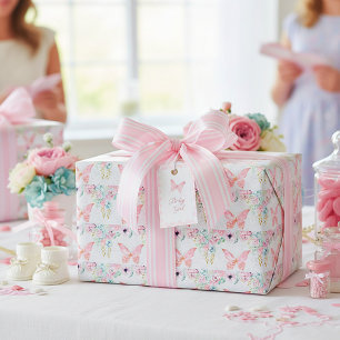 Pastellblumen und Schmetterling Geschenkpapier
