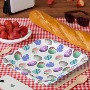 Pastelleier Ostereier Bunte dekorierte Ostereier Pappteller