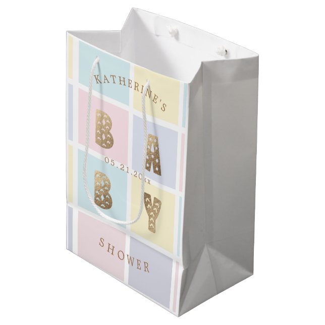 Pastellfarbblock Gold Kinderdusche Mittlere Geschenktüte (Vorderseite Schrägansicht)