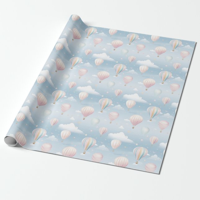 Pastellfarben Heißluftballons auf blauem Himmel Geschenkpapier (Ungerollt)