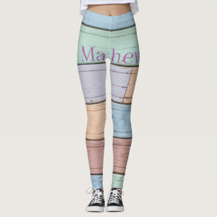 pastellfarbene Holz rustikales Monogramm gegr. Jah Leggings
