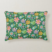 Pastellfarbene Wildblumen in rosa, Lila orange und