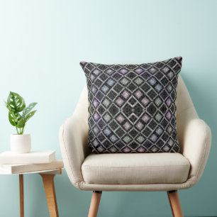 Pastellfarbener Glow-Mosaik-Mandala mit silbernem Kissen