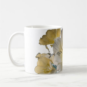 Pastellgelbe, weiße Blumen Kaffeetasse