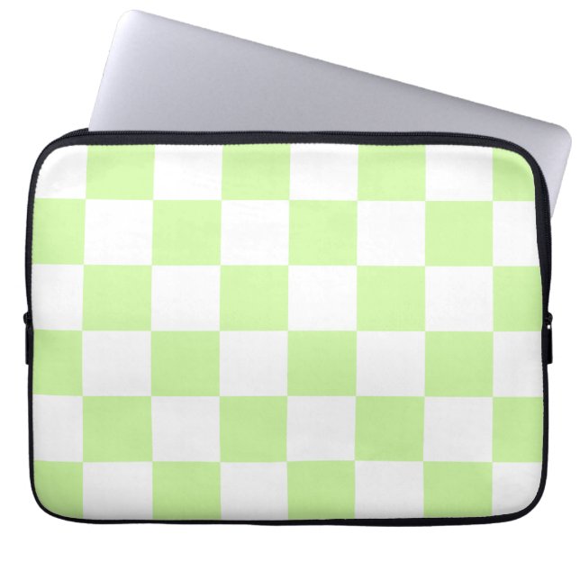 Pastellgrün kariertes Gingham-Muster Laptopschutzhülle (Vorderseite)